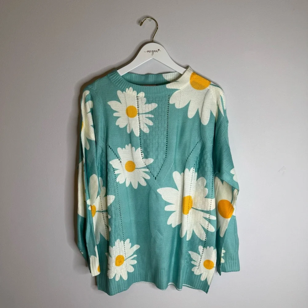 NWT | C+D+M Teal Floral Sweater | Size Large - Picture 1 of 6